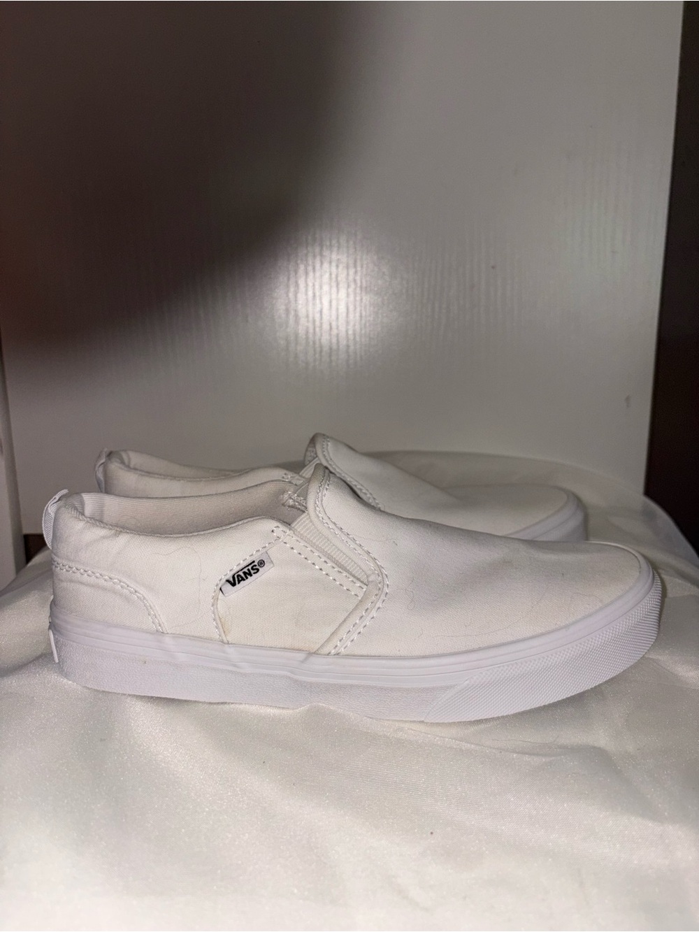 Vans White Slip-On Canvas Sneakers Womens size 5 #skater#retro#casual#walking